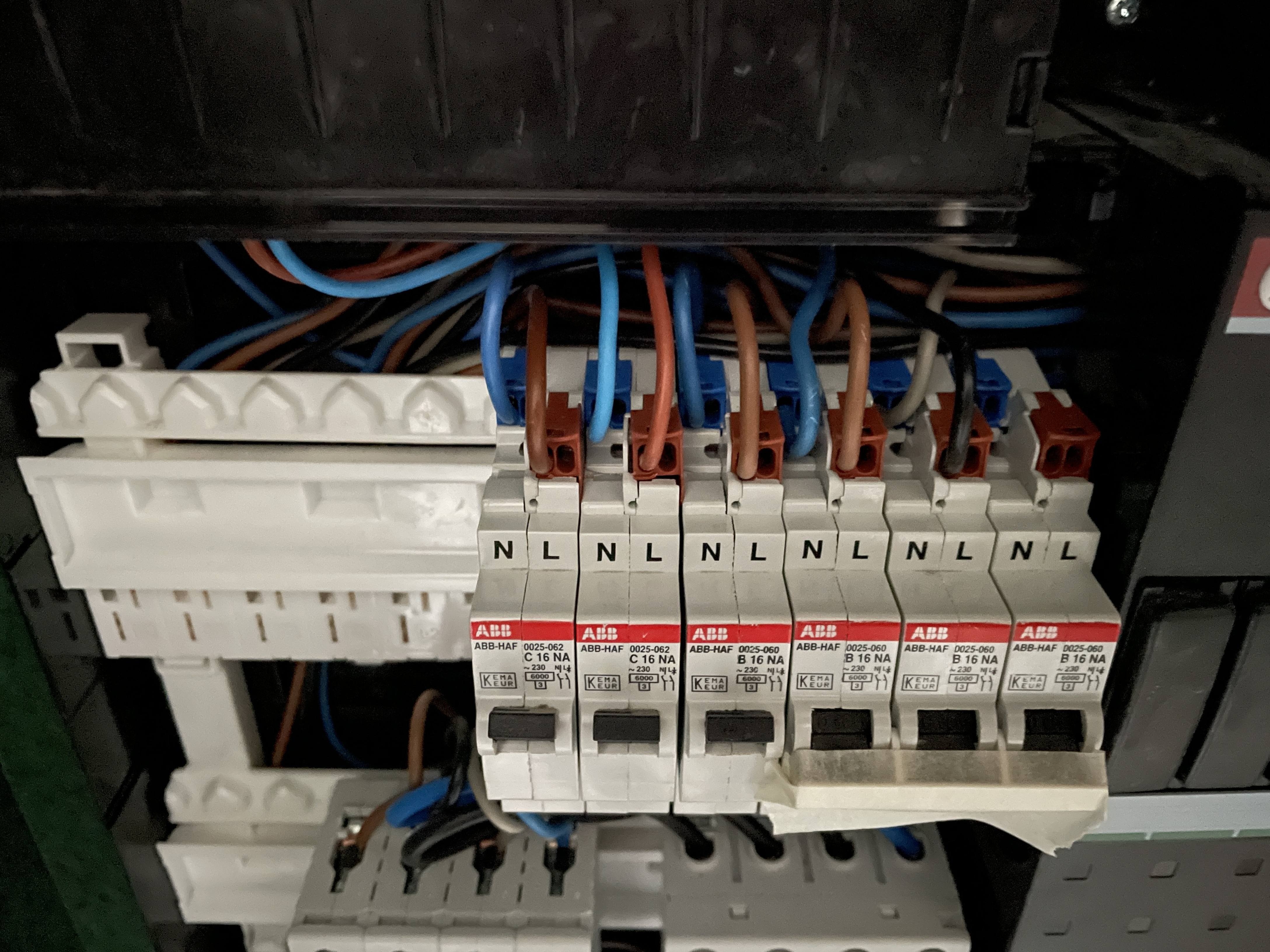 Afbeeldingslocatie: https://tweakers.net/i/usKBJJcEPAZMqtbao81o31Sx3fY=/full-fit-in/4920x3264/filters:max_bytes(3145728):no_upscale():strip_icc():fill(white):strip_exif()/f/image/OfUHF8oYcBoZ9HccL4eSk3LQ.jpg?f=user_large