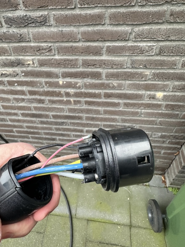 Afbeeldingslocatie: https://tweakers.net/i/utCDrQ_BAvzUlmlQTqHDeEdYKzU=/x800/filters:strip_icc():strip_exif()/f/image/1GRJaZkIwMV4YZ9iyKzL5koO.jpg?f=fotoalbum_large