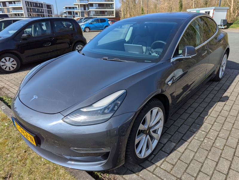 Afbeeldingslocatie: https://tweakers.net/i/uvz6nSc9-w7ecyfKdUkCCekJp00=/800x/filters:strip_icc():strip_exif()/f/image/MtZdOtZFJacbDYekY32Ls2UF.jpg?f=fotoalbum_large