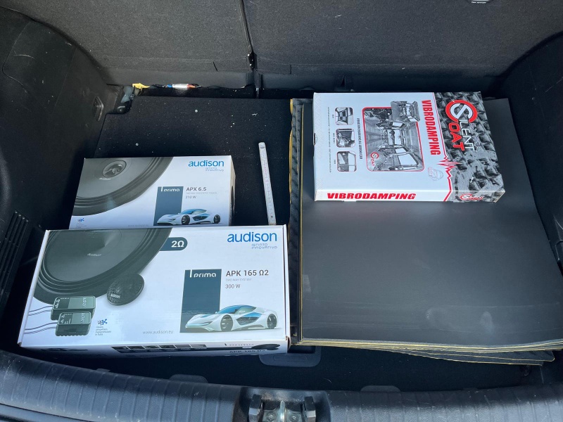 Afbeeldingslocatie: https://tweakers.net/i/uxtytR6W8zML-Sh-augXaN3KP6Q=/800x/filters:strip_icc():strip_exif()/f/image/H3oNDg6d0p5c0h4s0aSkTObo.jpg?f=fotoalbum_large