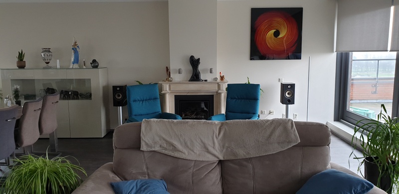 Afbeeldingslocatie: https://tweakers.net/i/v-ucRWFW12Bl7a6MXeBNmQx1HQs=/800x/filters:strip_icc():strip_exif()/f/image/nPtIZdOj5xssAFrYlQ4nUQhx.jpg?f=fotoalbum_large