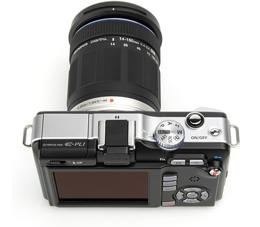 Olympus PEN E-PL1 + M.ZD 40-150mm Goud