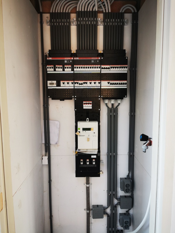 Afbeeldingslocatie: https://tweakers.net/i/v3IHgBavgRuiWmWU1HWofuWhrgw=/x800/filters:strip_icc():strip_exif()/f/image/gFSnECXfB0qe1nUrmKDsnRv4.jpg?f=fotoalbum_large