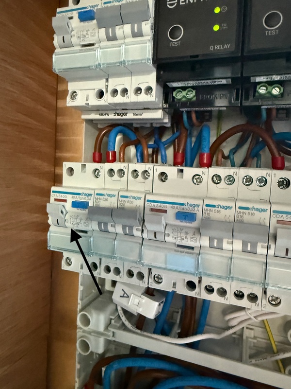 Afbeeldingslocatie: https://tweakers.net/i/v3io21nLX19DJceFdM6WSiI04B0=/x800/filters:strip_icc():strip_exif()/f/image/wrBo0OcE55rv2ebPdn0ASP4l.jpg?f=fotoalbum_large