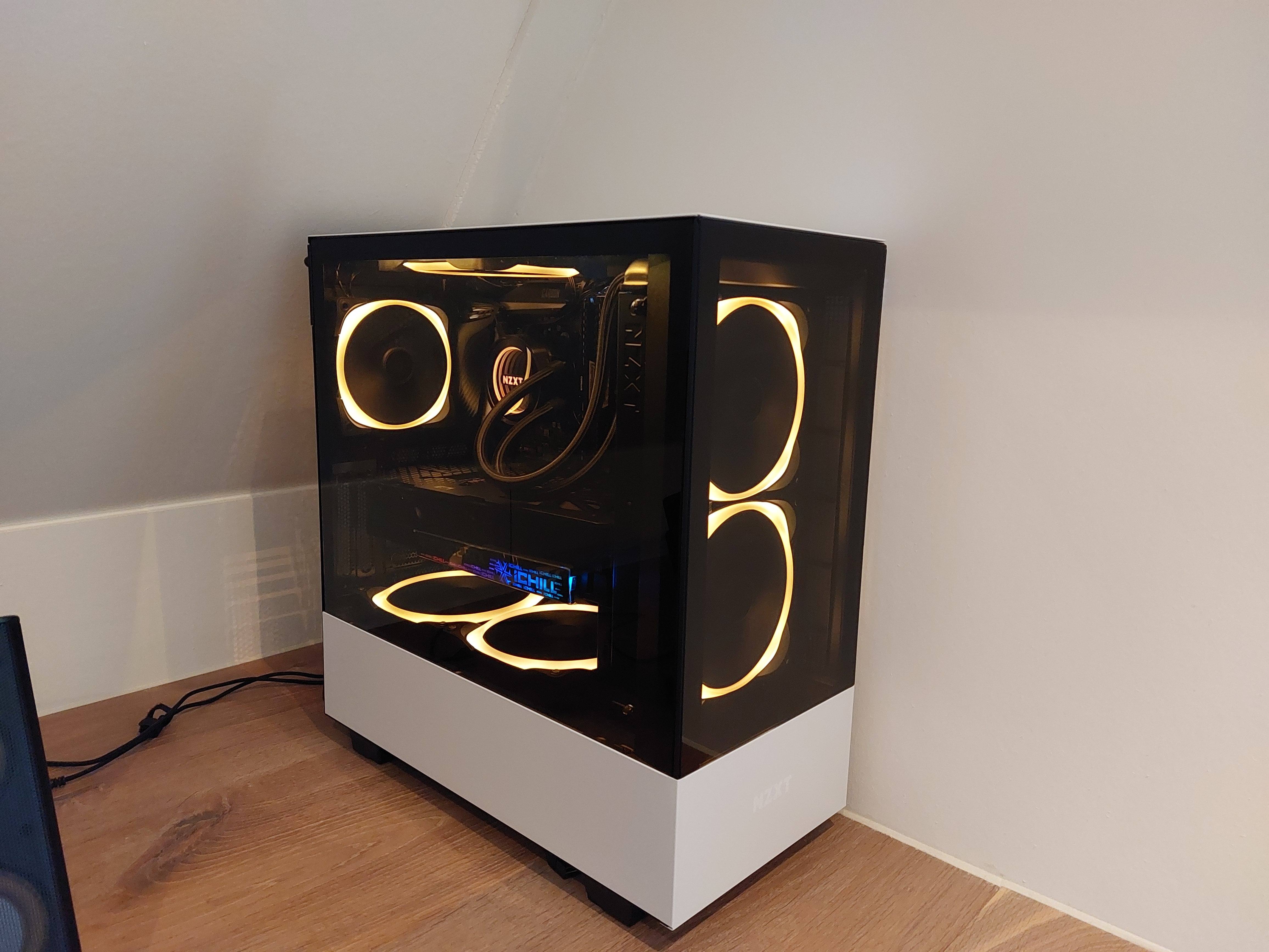 INNO3D GeForce RTX 4090 iCHILL X3 - Niels van Wooni - Product