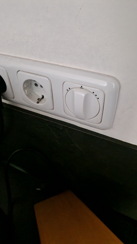 Afbeeldingslocatie: https://tweakers.net/i/v4bUnuwptjq39c6tm7-SUiIwBCs=/x800/filters:strip_icc():strip_exif()/f/image/SsuILpSNzb0btb7sJvtg9fm5.jpg?f=fotoalbum_large