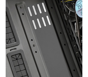 Silverstone Primera PM01 (rode led) Zwart