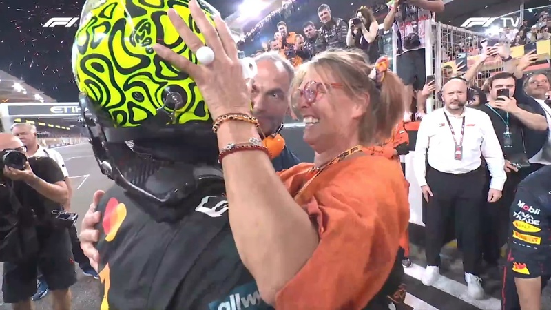 Afbeeldingslocatie: https://tweakers.net/i/vJaKfLUF4jNgM4QNvmBbgvew7tA=/800x/filters:strip_icc():strip_exif()/f/image/cgRS1O7uRZGY51i6tcLkqJHi.jpg?f=fotoalbum_large