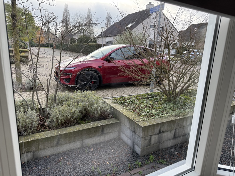 Afbeeldingslocatie: https://tweakers.net/i/vJpzNiagZYP4h8GhTqzgcI8nhR4=/800x/filters:strip_icc():strip_exif()/f/image/5cjxuVW6vlqGjZGhAOqWYYYh.jpg?f=fotoalbum_large