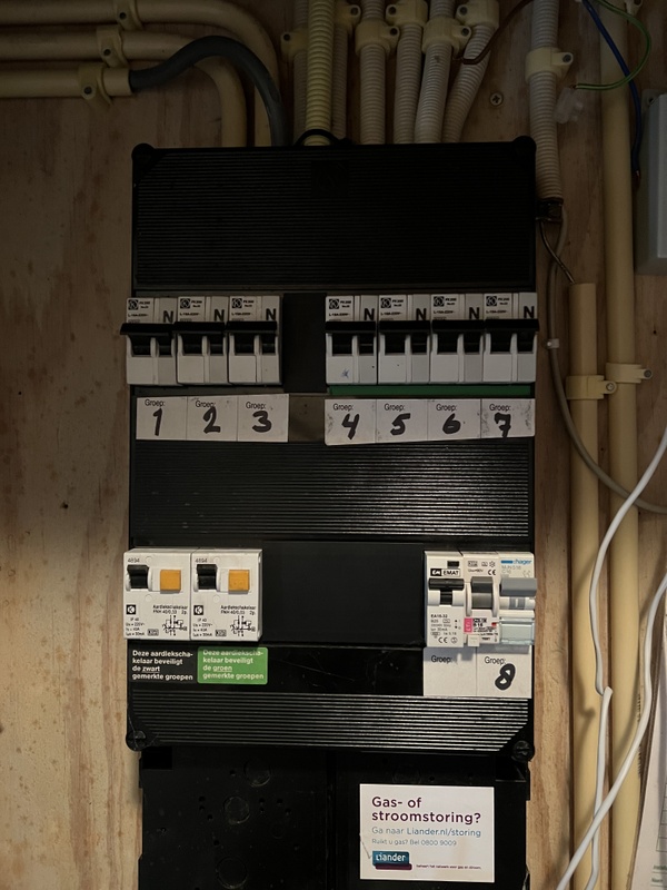 Afbeeldingslocatie: https://tweakers.net/i/vLHKTXV2XeYdcOng3nEdHFG91Bw=/x800/filters:strip_icc():strip_exif()/f/image/7i9RjGU622Zl9lmhcS69Jz7Z.jpg?f=fotoalbum_large