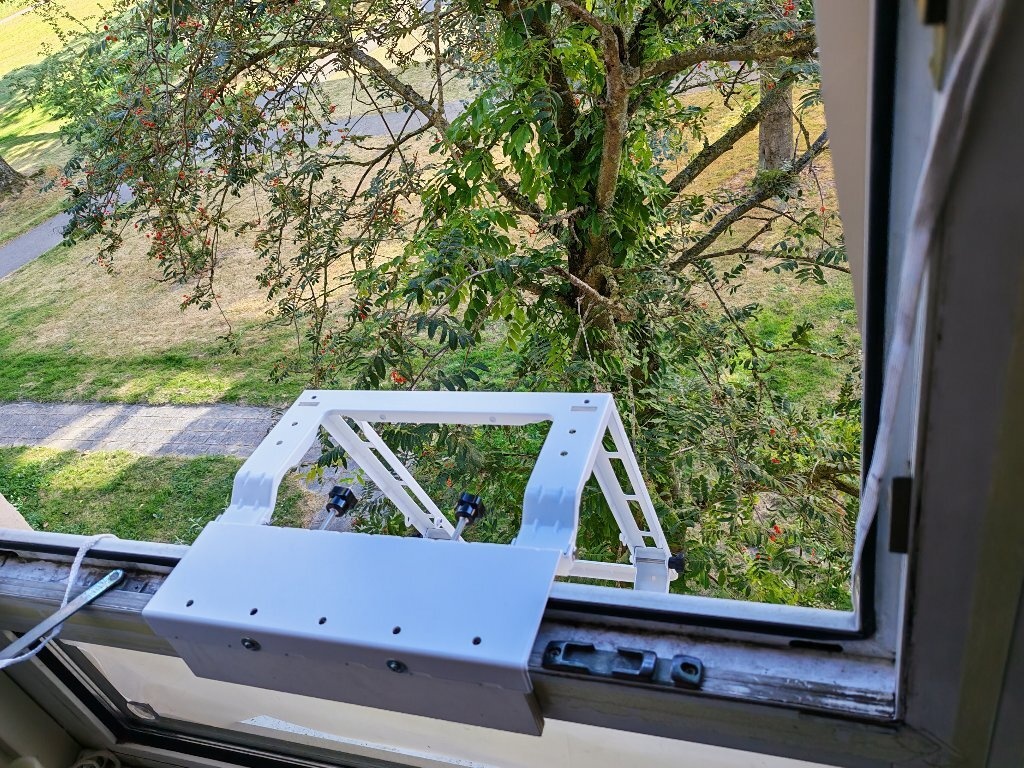 Afbeeldingslocatie: https://tweakers.net/i/vRLKDH2mS4GX526InYwFlfQa95o=/fit-in/4920x3264/filters:max_bytes(3145728):no_upscale():strip_icc():strip_exif()/f/image/THGhyvoDq39HJHetSgtfWwOR.jpg?f=user_large