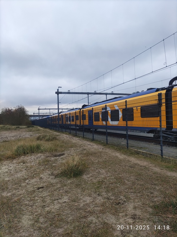 Afbeeldingslocatie: https://tweakers.net/i/vUXmb4KX8K7ApRTaG_tlHQwfXuk=/x800/filters:strip_icc():strip_exif()/f/image/Nkpz4IFHMv37WGvvldpobHSb.jpg?f=fotoalbum_large