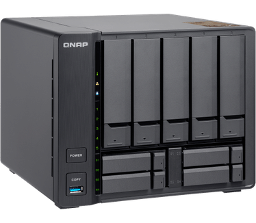 QNAP 9-Bay NAS AMD GX-420MC QuadCore 2GHz 8GB