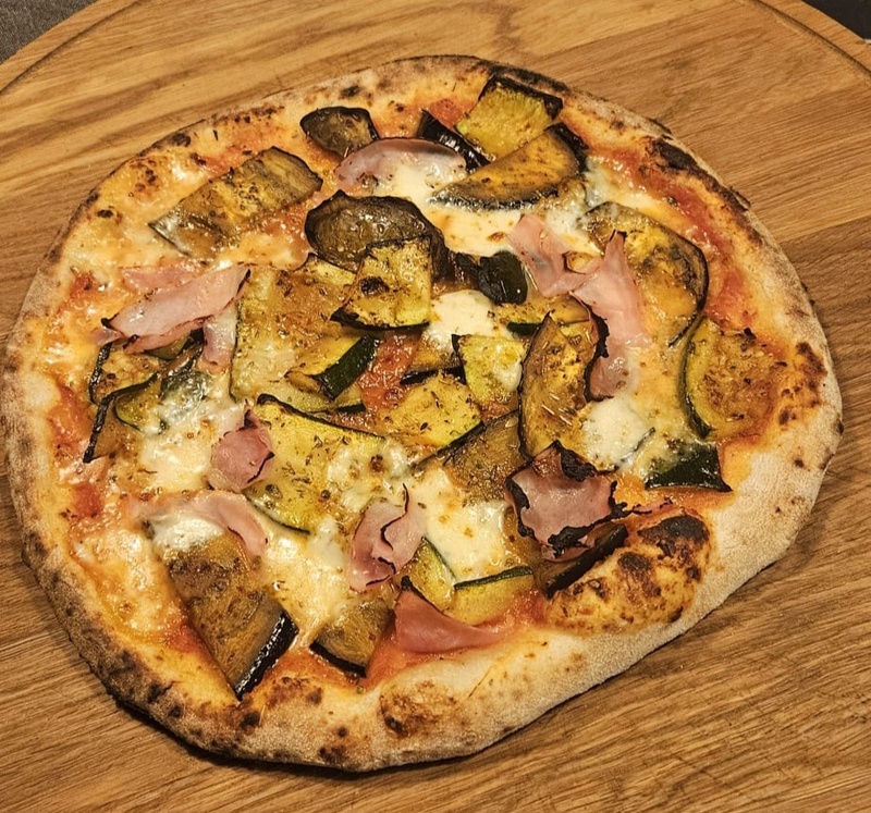 Afbeeldingslocatie: https://tweakers.net/i/vW-nIp0lBWEHwKL8yvbl_ByNPOw=/800x/filters:strip_icc():strip_exif()/f/image/Z37jYuql5F4dRsj2o4VIBoC6.jpg?f=fotoalbum_large