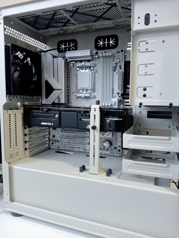 Afbeeldingslocatie: https://tweakers.net/i/vWyBUwkHlv-usIMIa6B_KDQKEa4=/x800/filters:strip_icc():strip_exif()/f/image/DwyydgvK11MDTxIBl2wojFSV.jpg?f=fotoalbum_large