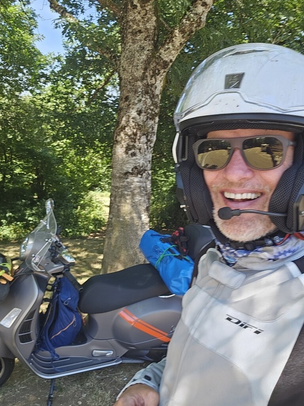 Afbeeldingslocatie: https://tweakers.net/i/vbgwpVyAhN9bIIJY0pCFnE586to=/x800/filters:strip_icc():strip_exif()/f/image/SxcS6sCfLQLC1hh9GEGwfKcf.jpg?f=fotoalbum_large