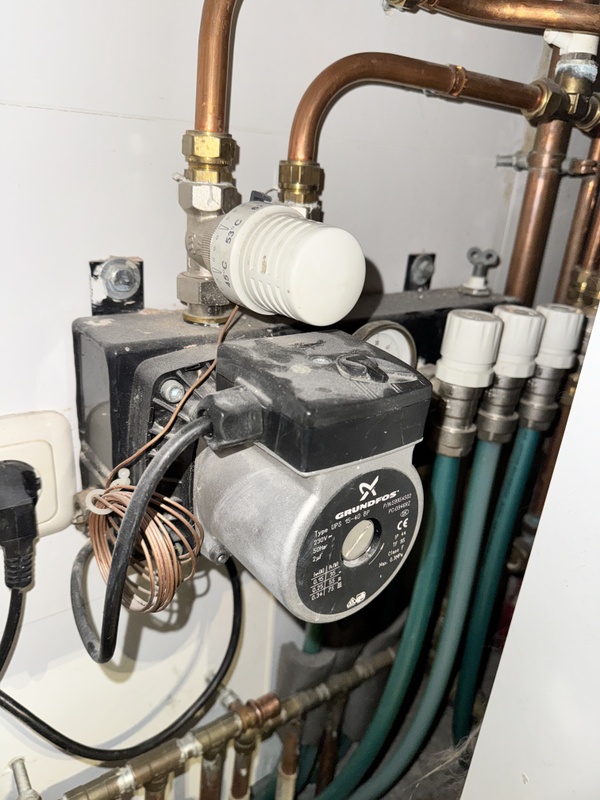 Afbeeldingslocatie: https://tweakers.net/i/vbp5J3YNHSESVURr3hfcgoSQqPQ=/x800/filters:strip_icc():strip_exif()/f/image/fKBddwY9KGacQtTFOhiLAZ1Z.jpg?f=fotoalbum_large