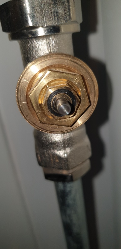 Afbeeldingslocatie: https://tweakers.net/i/vcM7R1shwwc2ohJxY7ohV5Rp1wk=/x800/filters:strip_icc():strip_exif()/f/image/O3Baj6oK3T72vp9G4mCKc3UT.jpg?f=fotoalbum_large