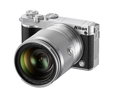 Nikon 1 J5 + VR 10-30mm 3.5-5.6 PD-Zoom Zilver