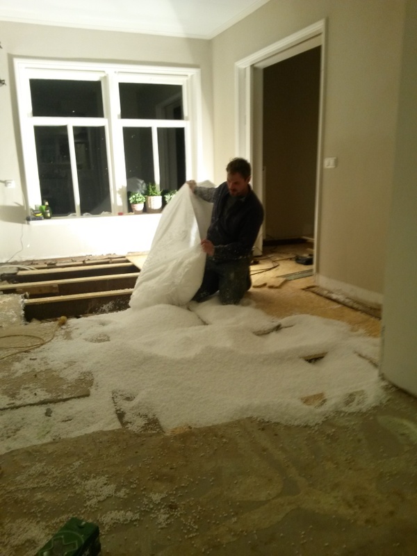 Afbeeldingslocatie: https://tweakers.net/i/vg7_-eH9YVl9GvgQFUXXYIfO5Vc=/x800/filters:strip_icc():strip_exif()/f/image/DmmN58O15HHPk0qkmXtXGcuU.jpg?f=fotoalbum_large