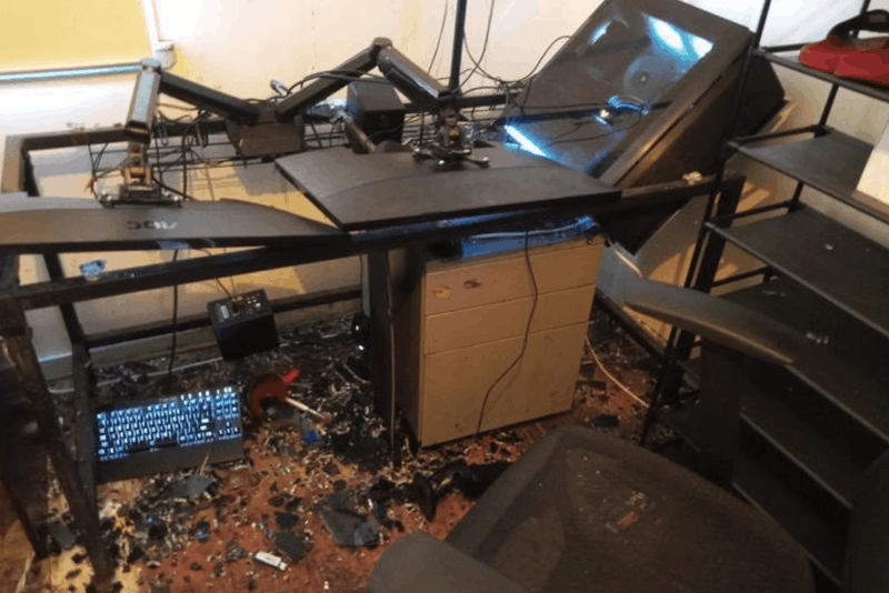 Afbeeldingslocatie: https://tweakers.net/i/vgTqfidl0zTvViIn73SuHMoJjVc=/800x/filters:strip_exif()/f/image/KxsPEb604pGLnBwyZrMu7V8q.png?f=fotoalbum_large