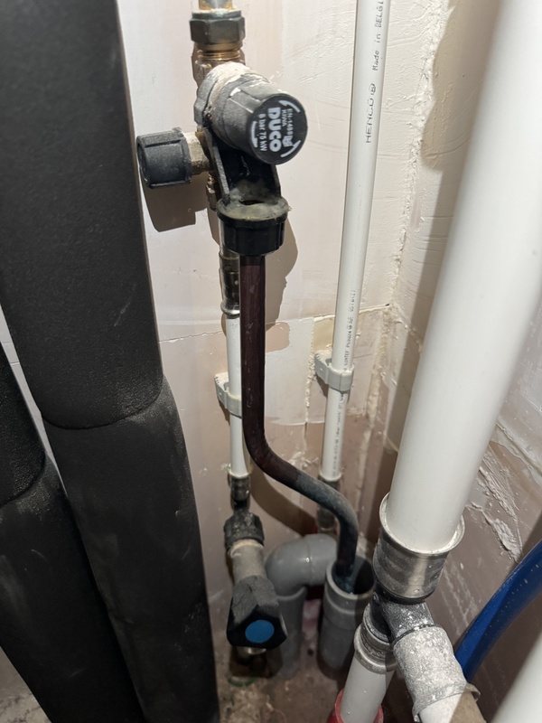 Afbeeldingslocatie: https://tweakers.net/i/vl0qQx2dJHhLC3bQaDhN6FMWqD4=/x800/filters:strip_icc():strip_exif()/f/image/VFVw4ubFjHh7PdDhKfXeoJXX.jpg?f=fotoalbum_large