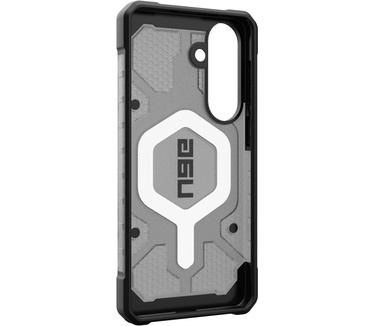 Urban Armor Gear Pathfinder