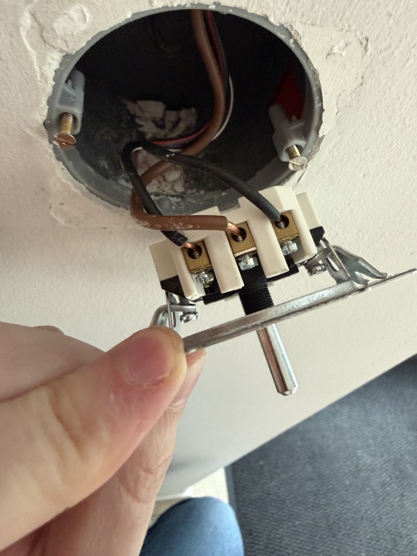 Afbeeldingslocatie: https://tweakers.net/i/vn0f4IhtSl2ED3QZPtuVDEu19f0=/x800/filters:strip_icc():strip_exif()/f/image/lWl8v8I34JrpVXiplJPlHg91.jpg?f=fotoalbum_large