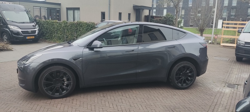 Afbeeldingslocatie: https://tweakers.net/i/vnpvniYLryoytikydOP3XiIAcEA=/800x/filters:strip_icc():strip_exif()/f/image/i8H0AYrq0veXlOcoqbk2ny4j.jpg?f=fotoalbum_large