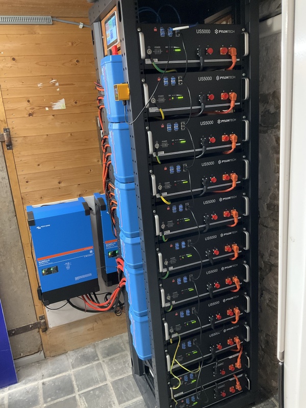 Afbeeldingslocatie: https://tweakers.net/i/vp1dTz0FBmGkrudESRVuLsKW8WU=/x800/filters:strip_icc():strip_exif()/f/image/DzzVOWsEfKnP5s3ClLC9mrn7.jpg?f=fotoalbum_large