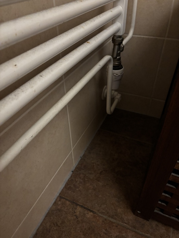 Afbeeldingslocatie: https://tweakers.net/i/vq4m8fjqxmOvAxzFHqDZGvdUHeo=/x800/filters:strip_icc():strip_exif()/f/image/EjY7p2W9glQozaqbxyVyuU9V.jpg?f=fotoalbum_large