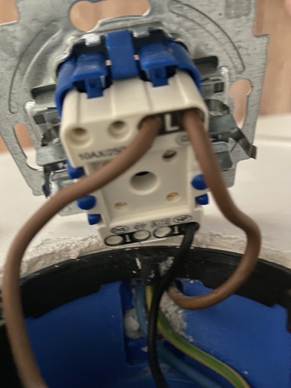 Afbeeldingslocatie: https://tweakers.net/i/vtRb24RKWXVXMbdRFAgDd_HPwLE=/x800/filters:strip_icc():strip_exif()/f/image/cTvZRa0P8K0K1LwAdat8dvnV.jpg?f=fotoalbum_large