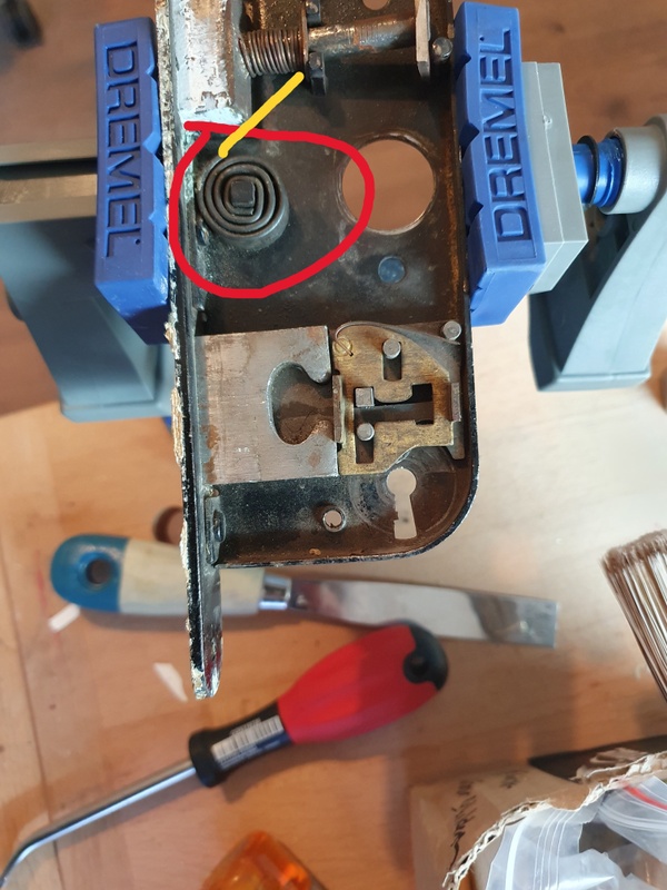 Afbeeldingslocatie: https://tweakers.net/i/vtRmKszxZVoW7eGqgfr3mPKTtIs=/x800/filters:strip_icc():strip_exif()/f/image/iEqmtGJGJWNCaVl48QYlUhTe.jpg?f=fotoalbum_large