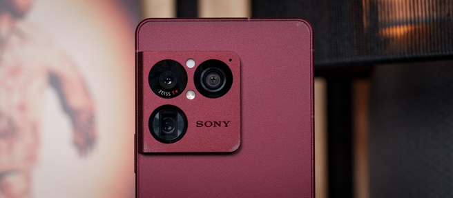 De Xperia 1 VIII trekt vlekken aan als geen ander