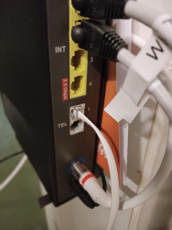 Afbeeldingslocatie: https://tweakers.net/i/vvYUzZjy7xv9vrOMgjZEgzqvb_A=/x800/filters:strip_icc():strip_exif()/f/image/DH66FwbFMXZnarLpu7O8dxqc.jpg?f=fotoalbum_large