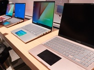 Asus VivoBook met ScreenPad 2.0