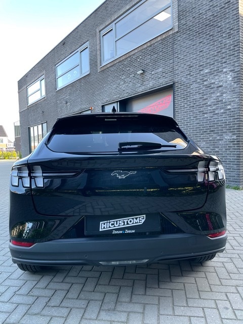 Afbeeldingslocatie: https://tweakers.net/i/w0Dsk-A_wnwTe_MP3tfIpREaSdY=/full-fit-in/4920x3264/filters:max_bytes(3145728):no_upscale():strip_icc():fill(white):strip_exif()/f/image/nYg9VTlLFEvby5ONUOII7kJ3.jpg?f=user_large