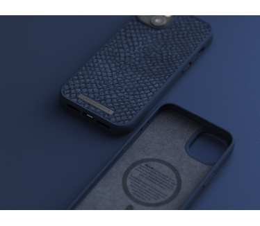 Njord byElements Salmon Leather Magsafe