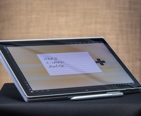 Microsoft Surface Book 2