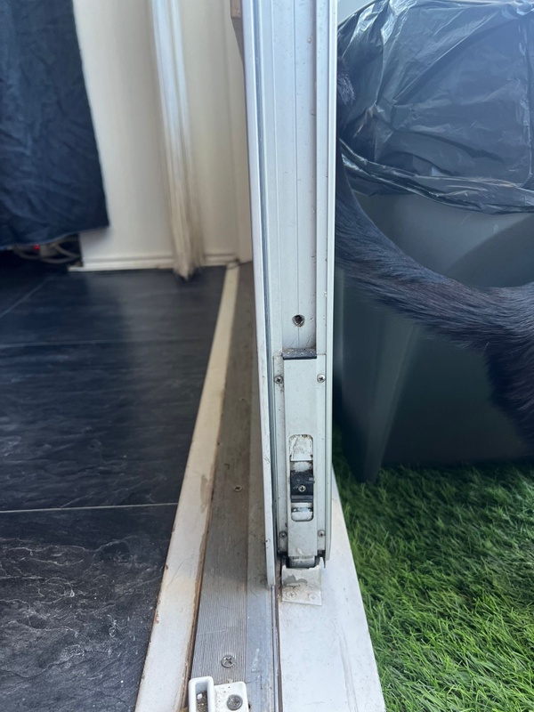 Afbeeldingslocatie: https://tweakers.net/i/w37MxgC7VAoWooK1lvvieEosUyQ=/x800/filters:strip_icc():strip_exif()/f/image/45XY04rCIMciGw2sF2uQoane.jpg?f=fotoalbum_large