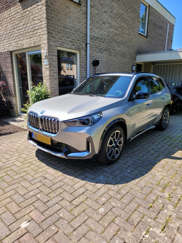 Afbeeldingslocatie: https://tweakers.net/i/w9lQIEsDfttDkdRAzORwXPHrLCg=/x800/filters:strip_icc():strip_exif()/f/image/NklCnnobPZlo2eYEqEduTB22.jpg?f=fotoalbum_large