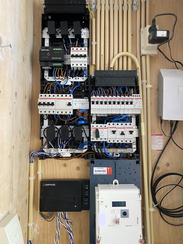 Afbeeldingslocatie: https://tweakers.net/i/wGheLDwLhWRZS4-iDm5uZswE6O0=/x800/filters:strip_icc():strip_exif()/f/image/Ibi466pCuf7HID5FXe9okfPM.jpg?f=fotoalbum_large