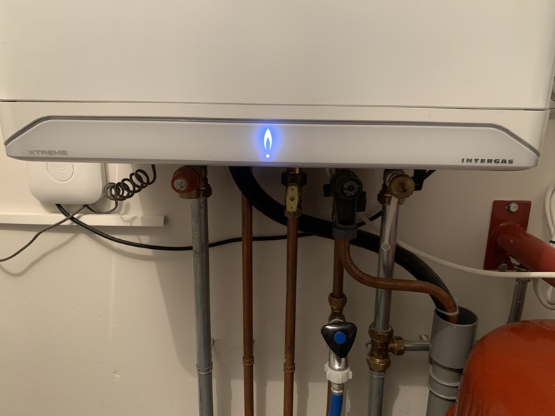 Afbeeldingslocatie: https://tweakers.net/i/wKf28N-fFMoI5Jz_OaFz50Dim44=/800x/filters:strip_icc():strip_exif()/f/image/deA8XdXFHfOPbu6ZmHfglZvm.jpg?f=fotoalbum_large