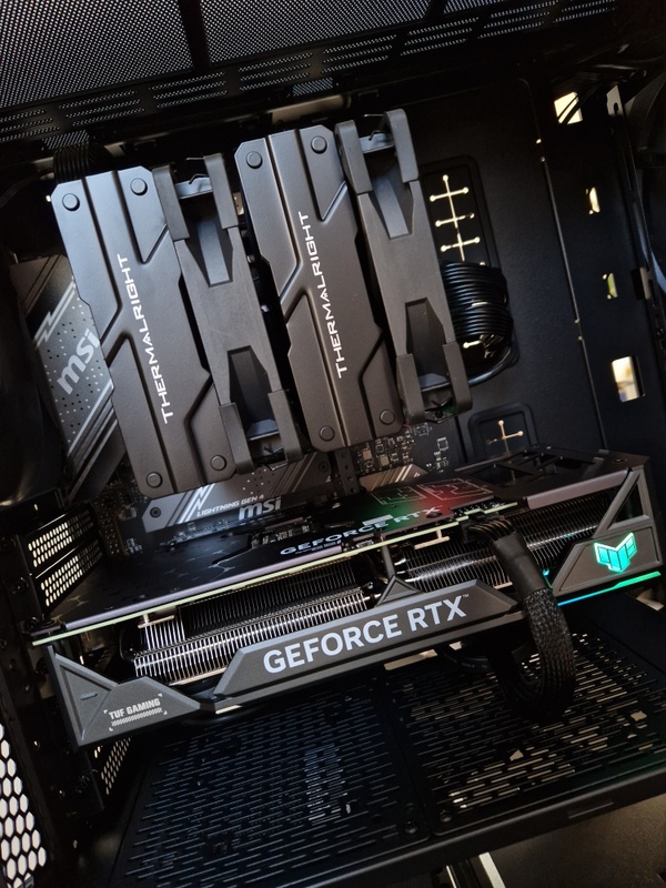 Afbeeldingslocatie: https://tweakers.net/i/wQkvtZdJzd2nilJ5BpX7k0Ydx9k=/x800/filters:strip_icc():strip_exif()/f/image/2SrbQBMLue9Uwe0Er727kx1w.jpg?f=fotoalbum_large