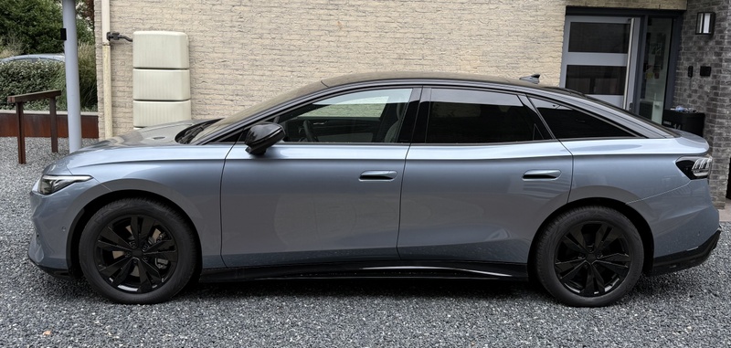 Afbeeldingslocatie: https://tweakers.net/i/wUvw337sZNURXfKTIW9fneSi2qw=/800x/filters:strip_icc():strip_exif()/f/image/o61W5lM6eLQpQkXcLATRIjOv.jpg?f=fotoalbum_large