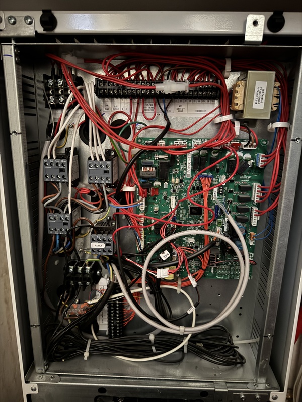 Afbeeldingslocatie: https://tweakers.net/i/wXmfiP2RUH5cBxXY_8PYP1zcvNE=/x800/filters:strip_icc():strip_exif()/f/image/wjuEQQ4UwU7bihUOsOElOePd.jpg?f=fotoalbum_large