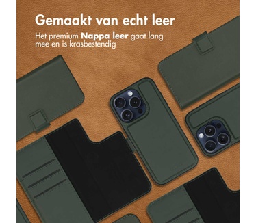 Accezz Premium Leather 2 in 1 Wallet Bookcase iPhone 15 Pro - Groen