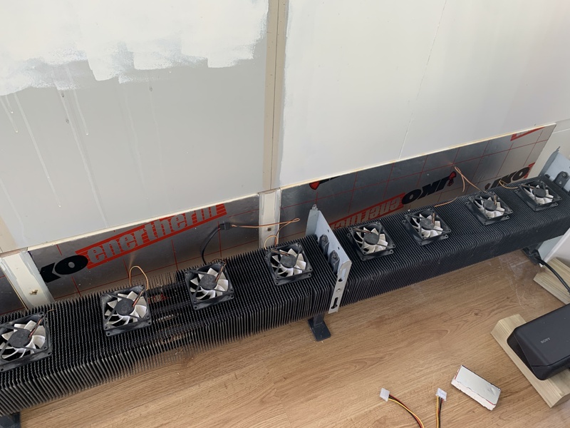 Afbeeldingslocatie: https://tweakers.net/i/w_S13pqn4Ecwor4udif-uDWtDPE=/800x/filters:strip_icc():strip_exif()/f/image/1vZUCaTgMu1GquYEIe0cUgaV.jpg?f=fotoalbum_large