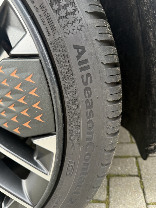 Afbeeldingslocatie: https://tweakers.net/i/weJVpWVMn4lhRFe3vvcfskVKSlc=/x800/filters:strip_icc():strip_exif()/f/image/nyePzjaoHPzM7udsIclVsYBf.jpg?f=fotoalbum_large