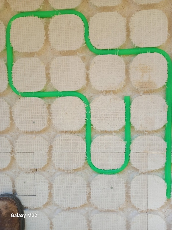 Afbeeldingslocatie: https://tweakers.net/i/wec5foazaI7UQLWKwq_nW6_TR00=/x800/filters:strip_icc():strip_exif()/f/image/mXjV9xSwMDz4R3oeAEaD1X2A.jpg?f=fotoalbum_large
